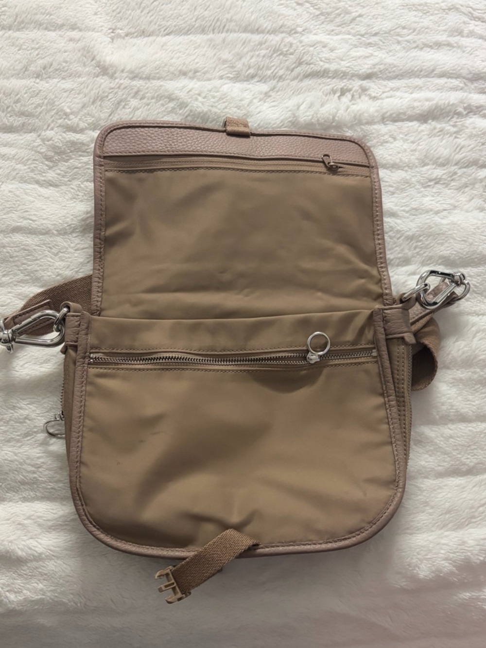 Lululemon Messenger Crossbody Bag - Picture 6 of 7